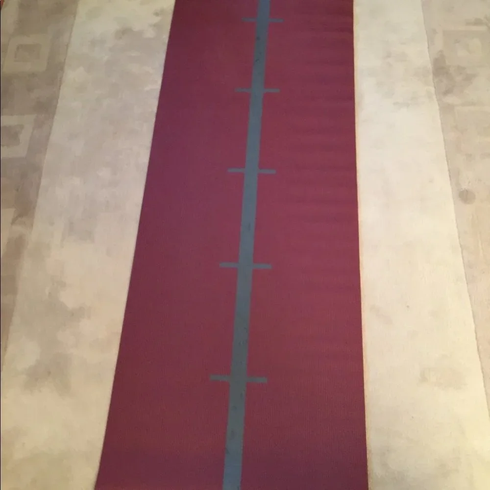 Gaiam Thick Balance Stripe Workout mat